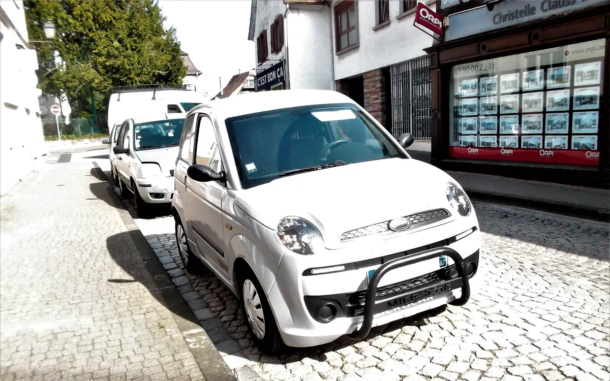 Voiture sans permis Microcar, autre vue