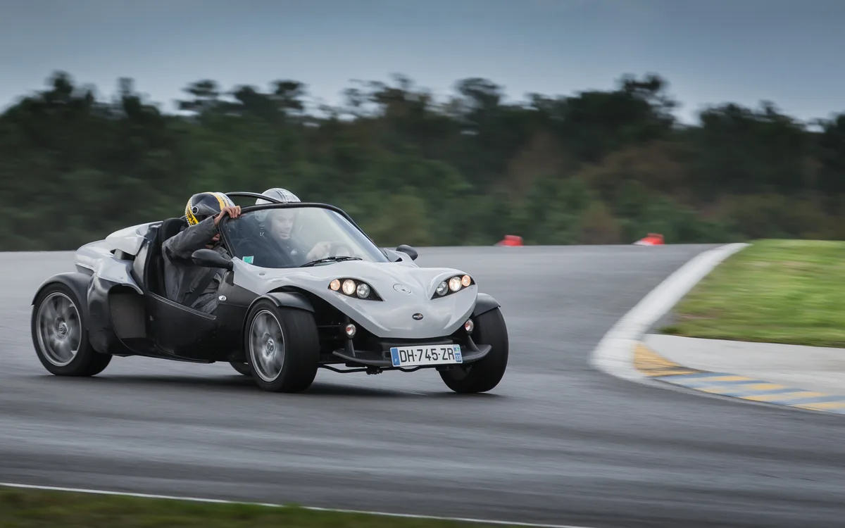 Voiture sans permis Secma